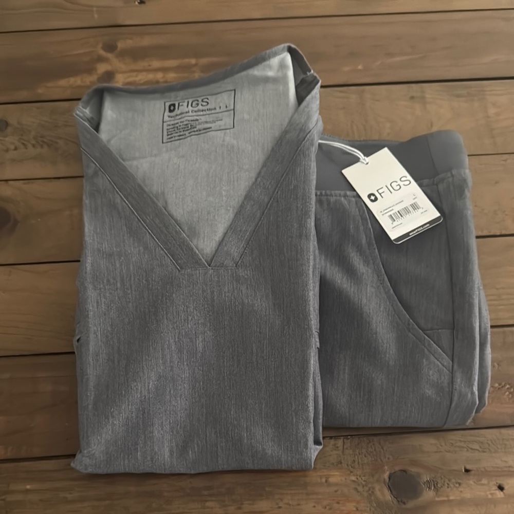 Figs Gray Scrub Set